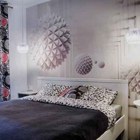 Apartments Relax บาเลนเซีย ภายนอก รูปภาพ