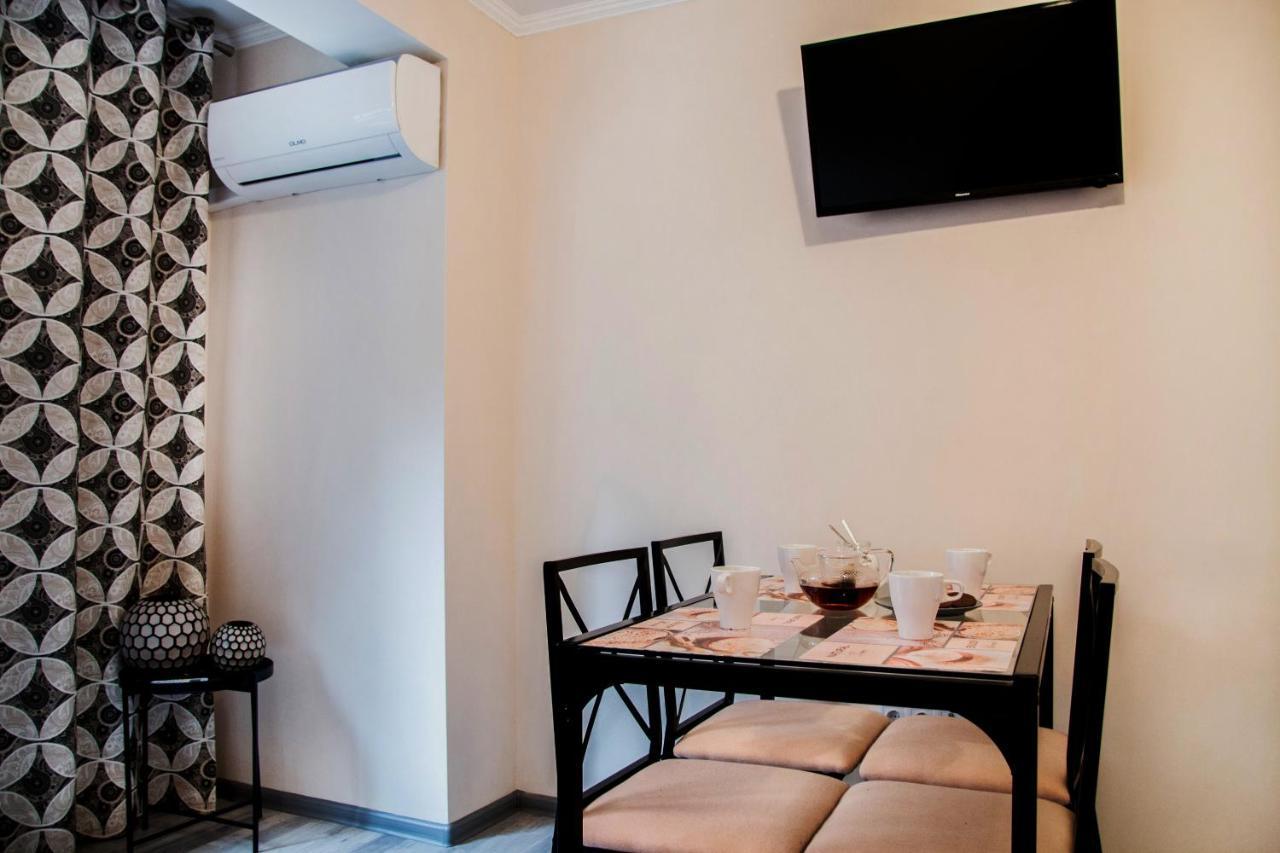 Apartments Relax บาเลนเซีย ภายนอก รูปภาพ