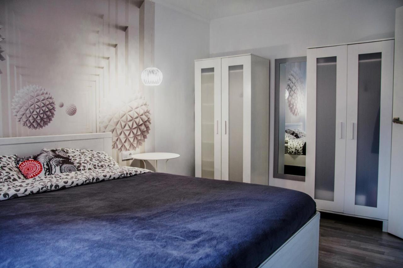 Apartments Relax บาเลนเซีย ภายนอก รูปภาพ